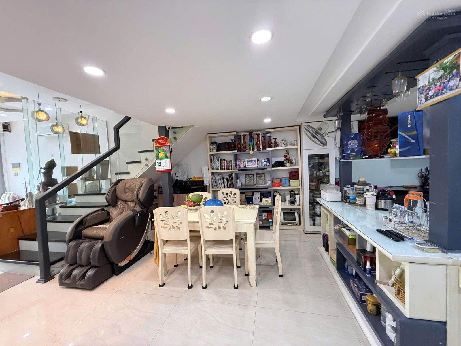 ► MT Nguyễn Khang gần Hà Huy Tập, 94m2, ngang 5m, 3 tầng, chính chủ, hơn 7 tỷ 15995621