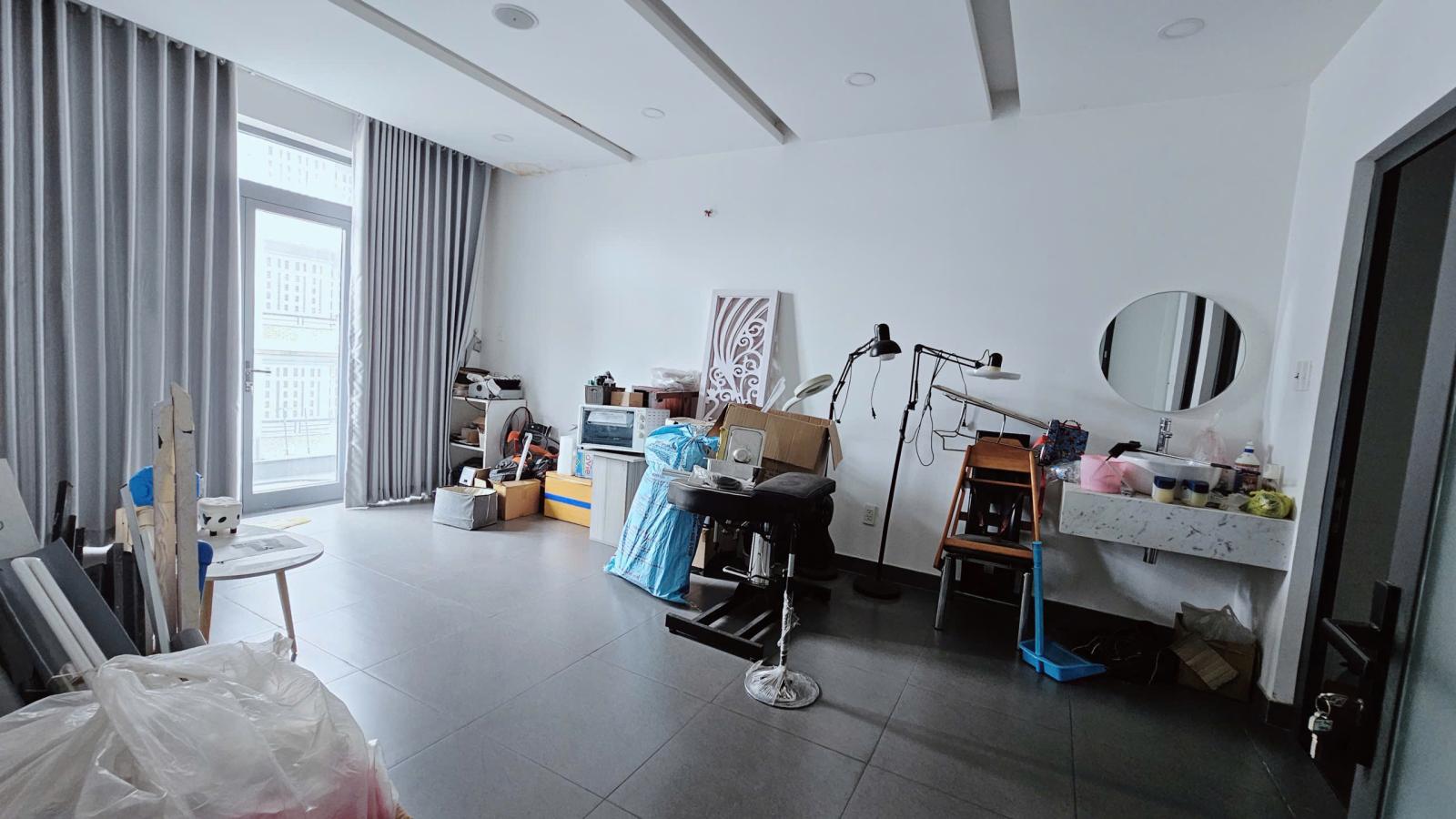 Nhà mặt phố 276 Trịnh Đình Trọng, Tân Phú 181m2 (8x25m), 6 tầng, 12PN, 12WC, 42 Tỷ. Sổ hồng. LH: 15995622