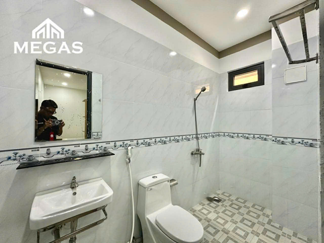 CẦN TÌM BẠN NỮ Ở GHÉP 3 NỮ  VÀO Ở LIỀN  ,TÂN BÌNH ,TPHCM 15995704