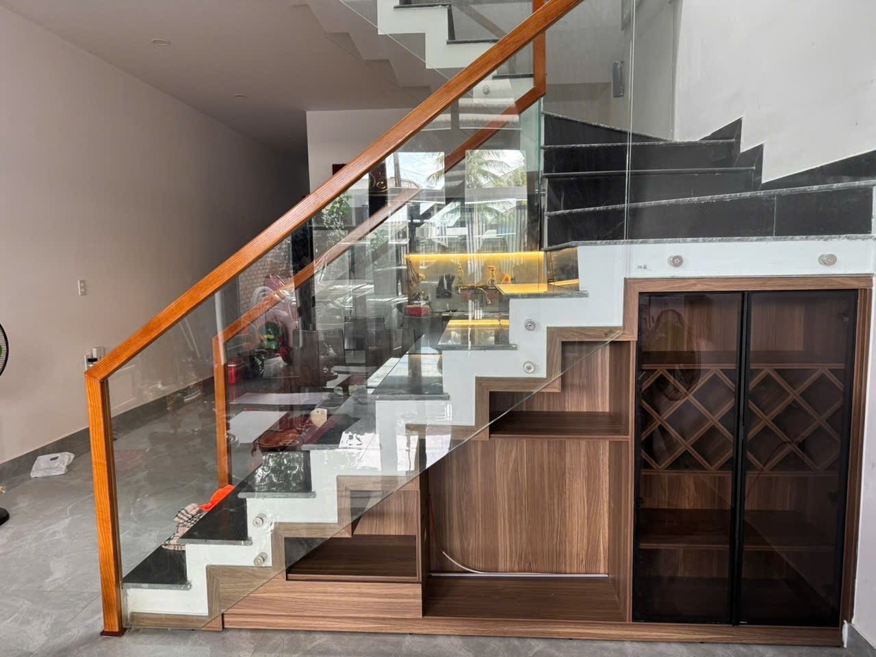 Bán nhà Nguyễn Văn Siêu 77m2, 3 tầng, giá 10,x  tỷ gần cầu Rồng 15995721