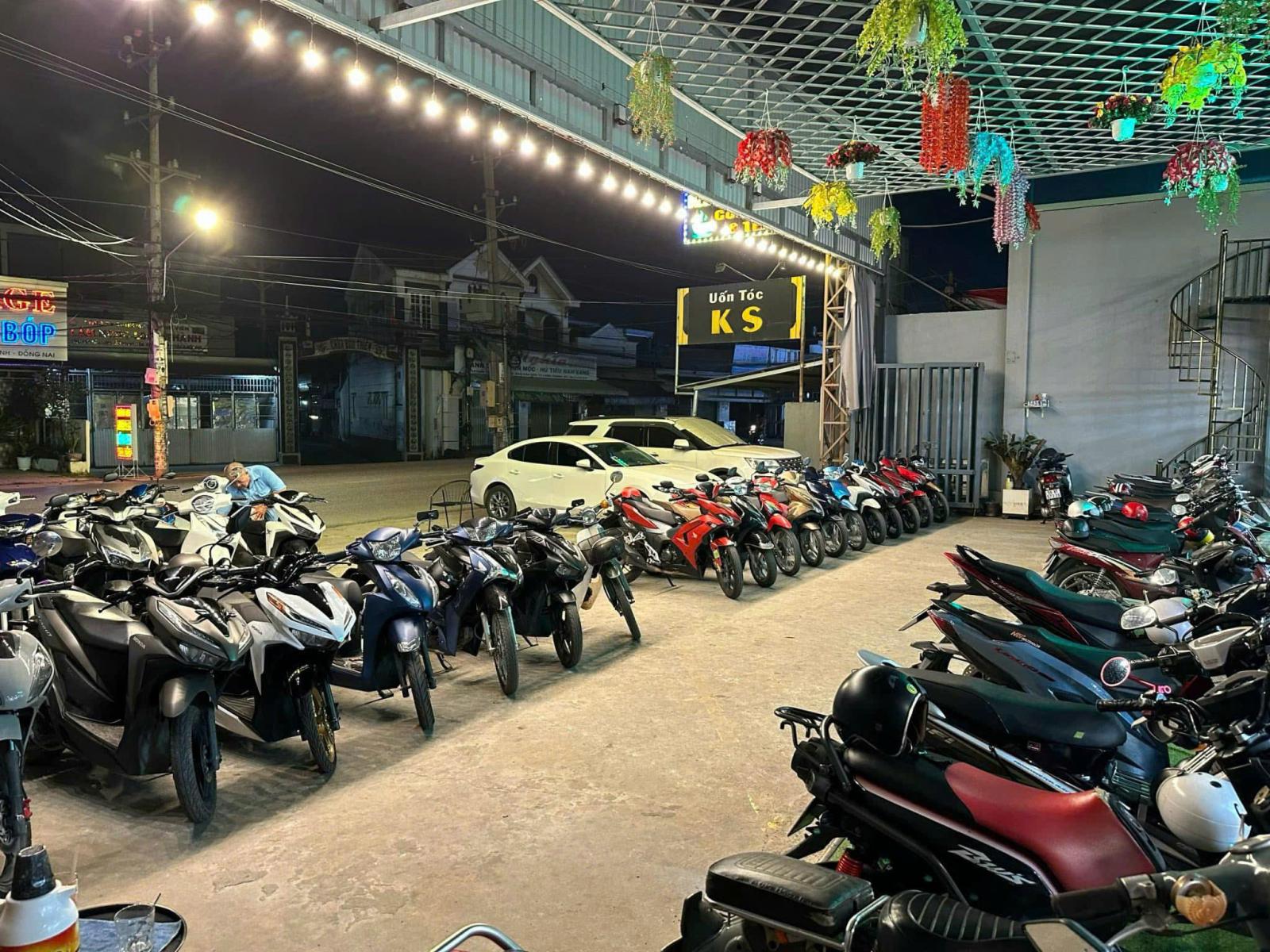 Cần sang lại quán CLB BiDa Phạm Văn Đồng Khu Cầu Xéo, Thị Trấn Long Thành , Tỉnh Đồng Nai. 15995722