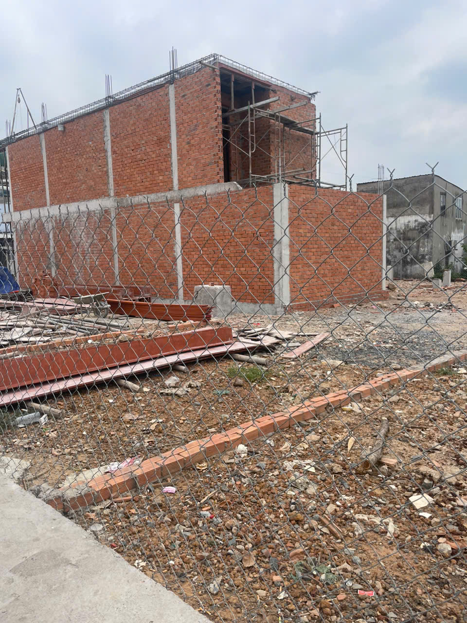 Bán đất 5x24m giá 3,75 tỷ Đường nhựa 6m thông Trịnh Thị Dối 15995724