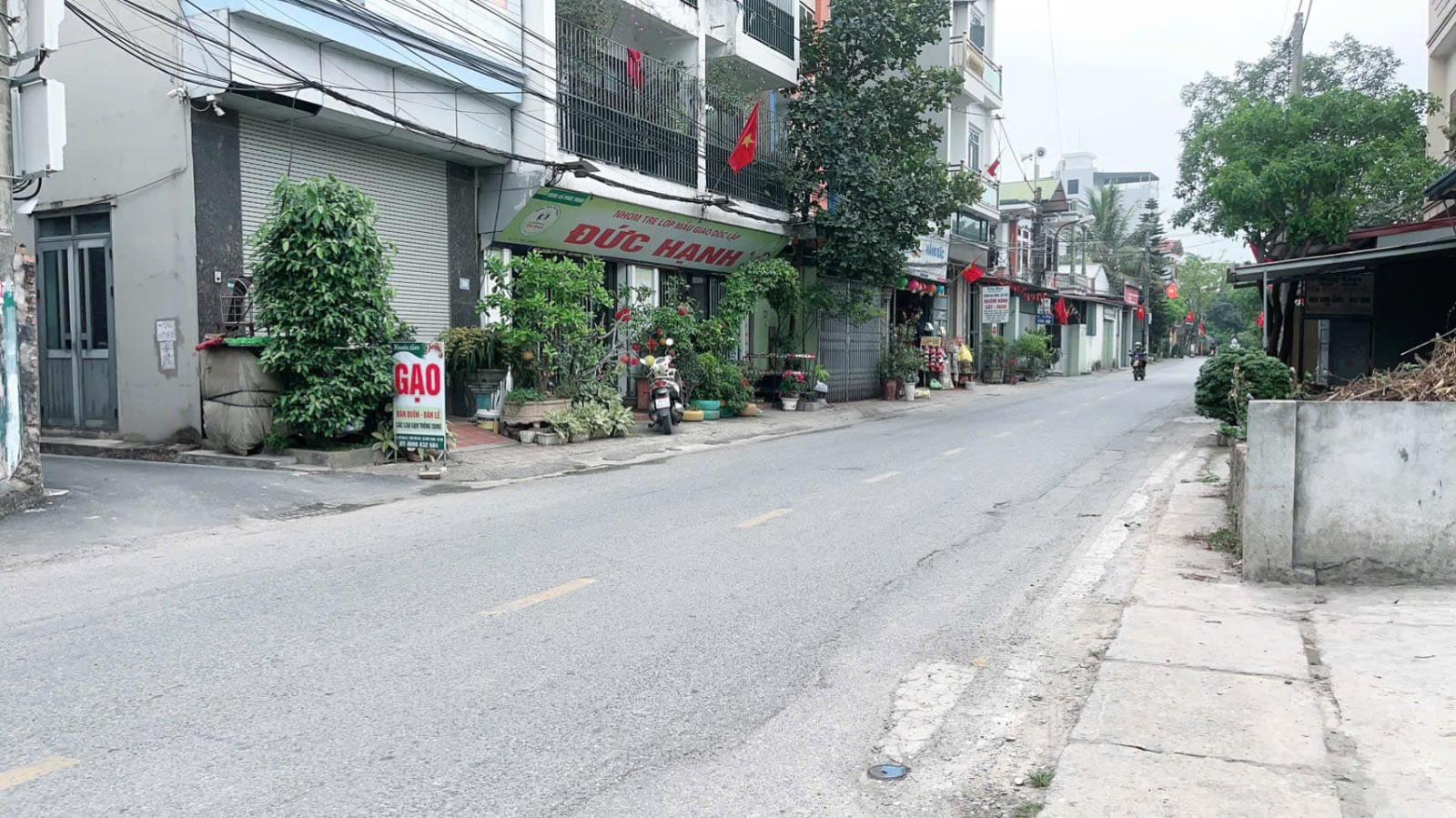 HÀNG HIẾM – ĐẤU GIÁ SÁP MAI – VỈA HÈ – Ô TÔ TRÁNH  Diện tích: 69m² Mt 5m. vuông đẹp, 15995726