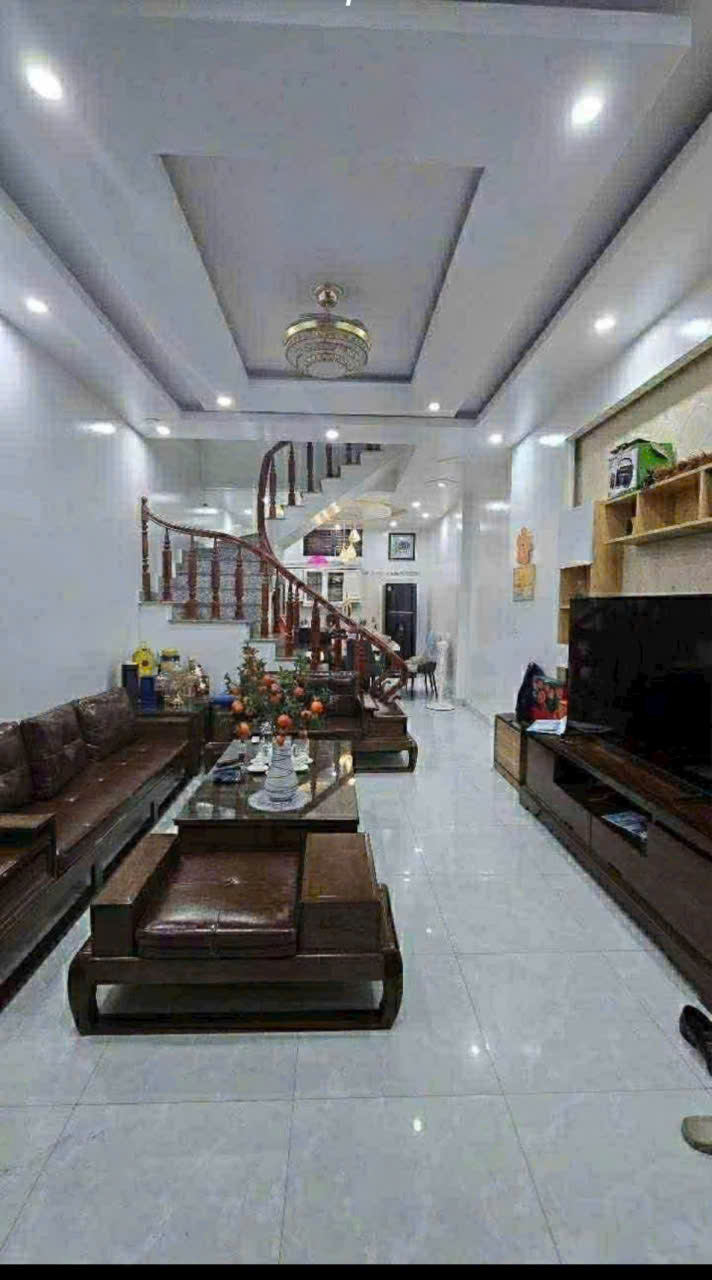 🚗Bán nhà Kiều Sơn - Văn Cao - 50m 3 tầng - Ô.tô đỗ tận cửa 15995742