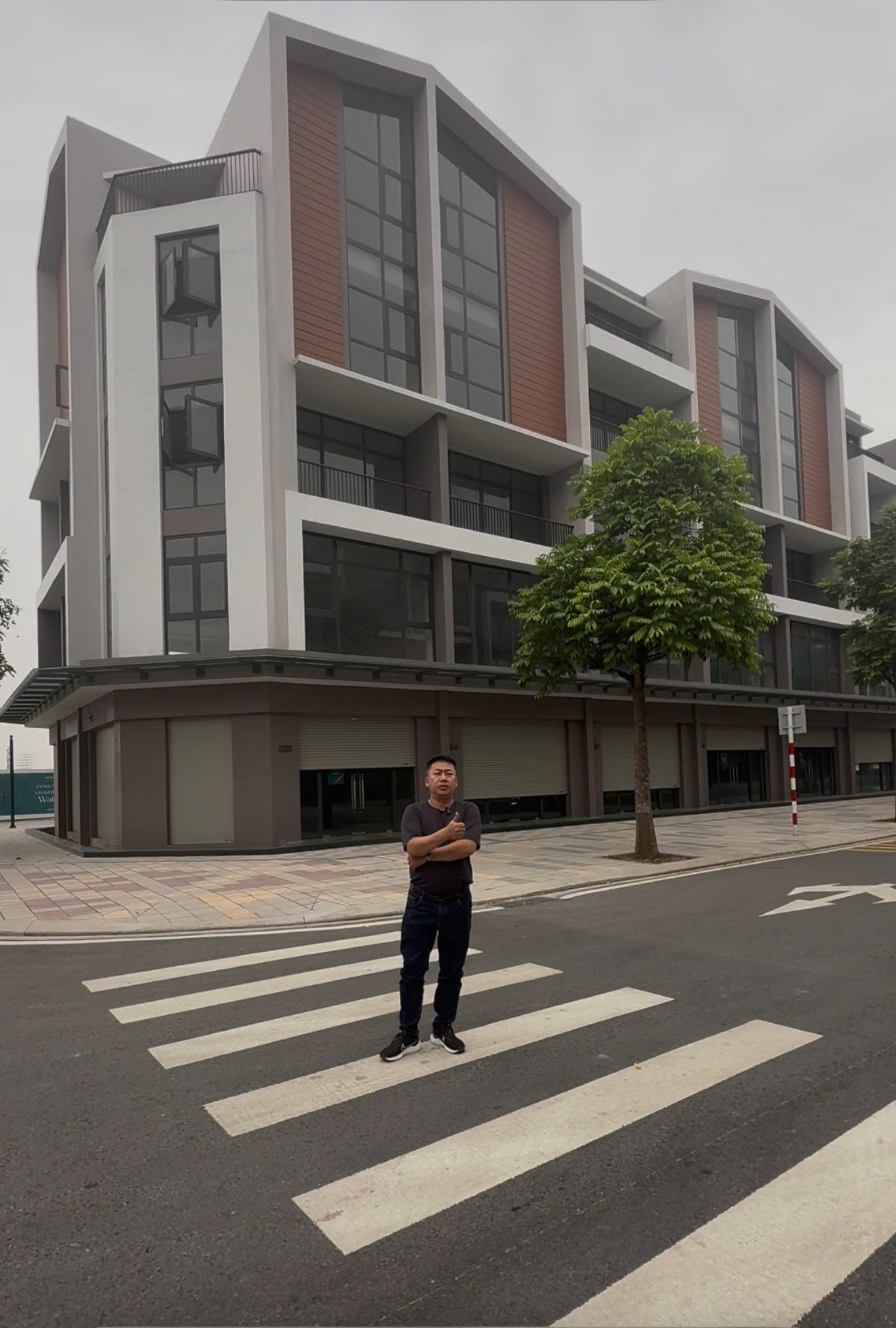 NHỈNH 17.x TỶ SHOPHOUSE PHỐ BIỂN 2 MẶT TIỀN VỊ TRÍ ĐẸP LÔ ÁP GÓC SỔ ĐỎ LÂU DÀI MẶT SÀN 100m2 (có 15995829