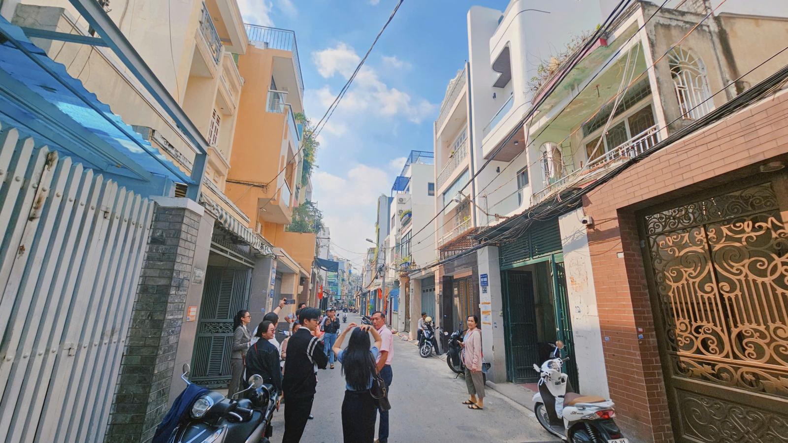 Nhà Mặt Phố 307/23 Bàu Cát Tân Bình 133m2 , 2 Tầng, 2PN, 2WC, Hướng ĐN, Sổ Hồng Riêng. Giá 15 Tỷ. 15995849