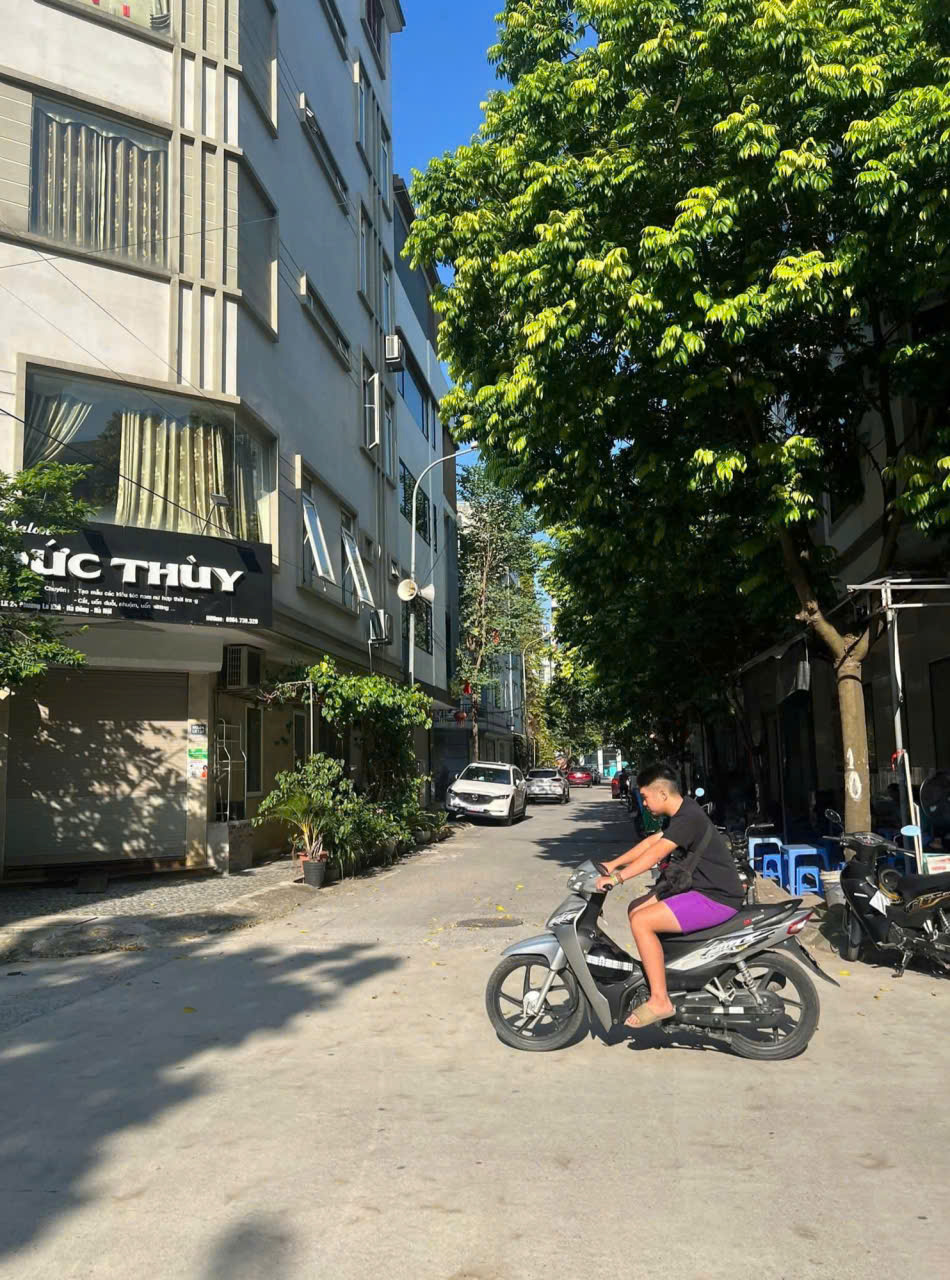 Bán nhà KĐT Văn Khê Hà Đông 50m2, 8 tầng thang máy, full nội thất, dòng tiền 80tr/tháng, ô tô 15995929