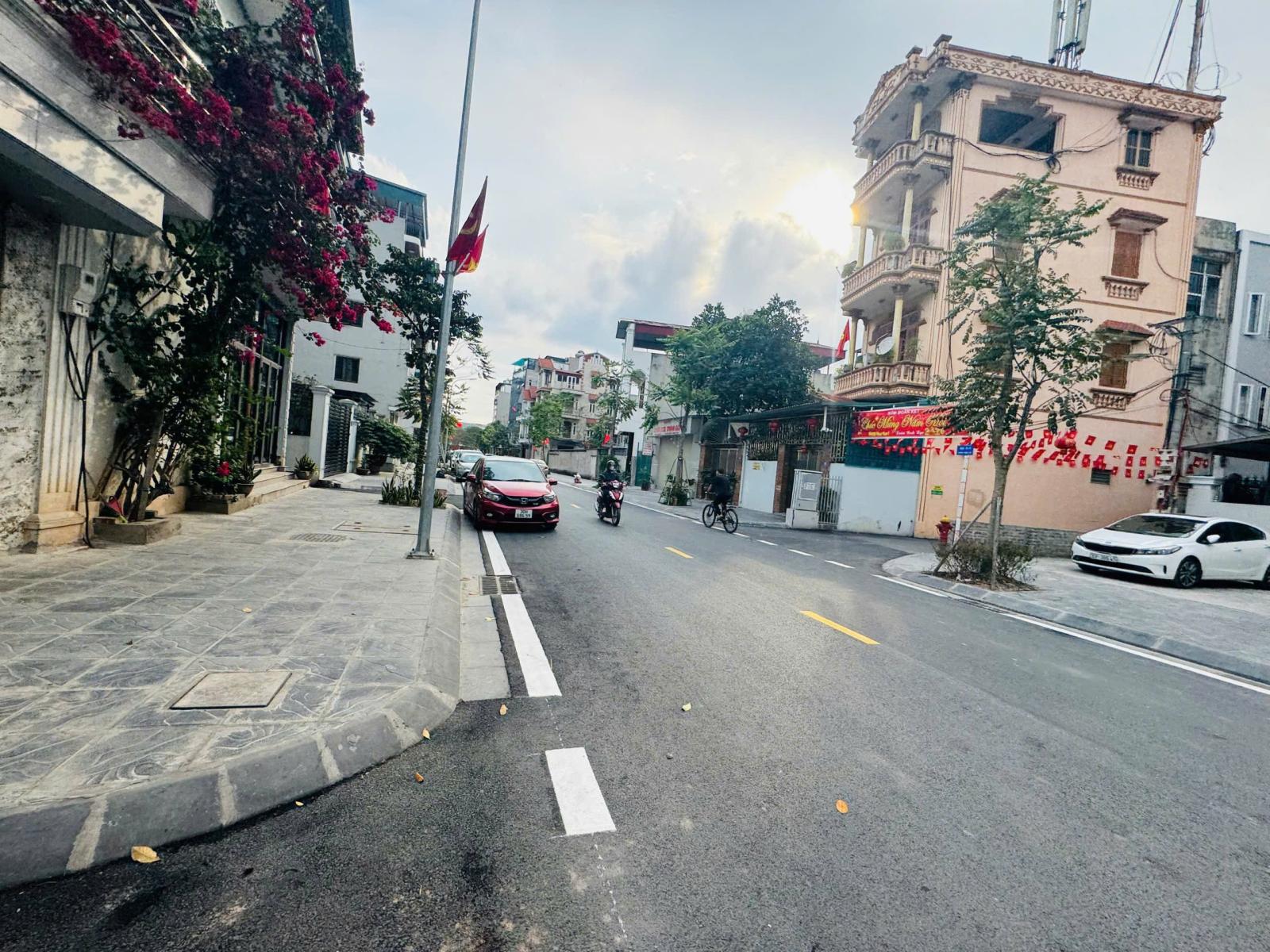 🔥 NHÀ THẠCH BÀN – Ô TÔ ĐỖ CỬA – 5 TẦNG MỚI – NHỈNH 7 TỶ 🔥 15995933