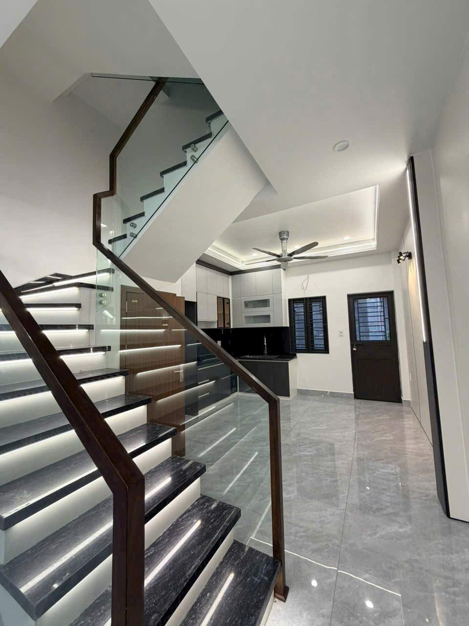 ⭐⭐Nhà mặt ngõ tuyến 2 Trung Lực - 40m 4 tầng - độc lập - ô.tô đỗ cửa 15995993