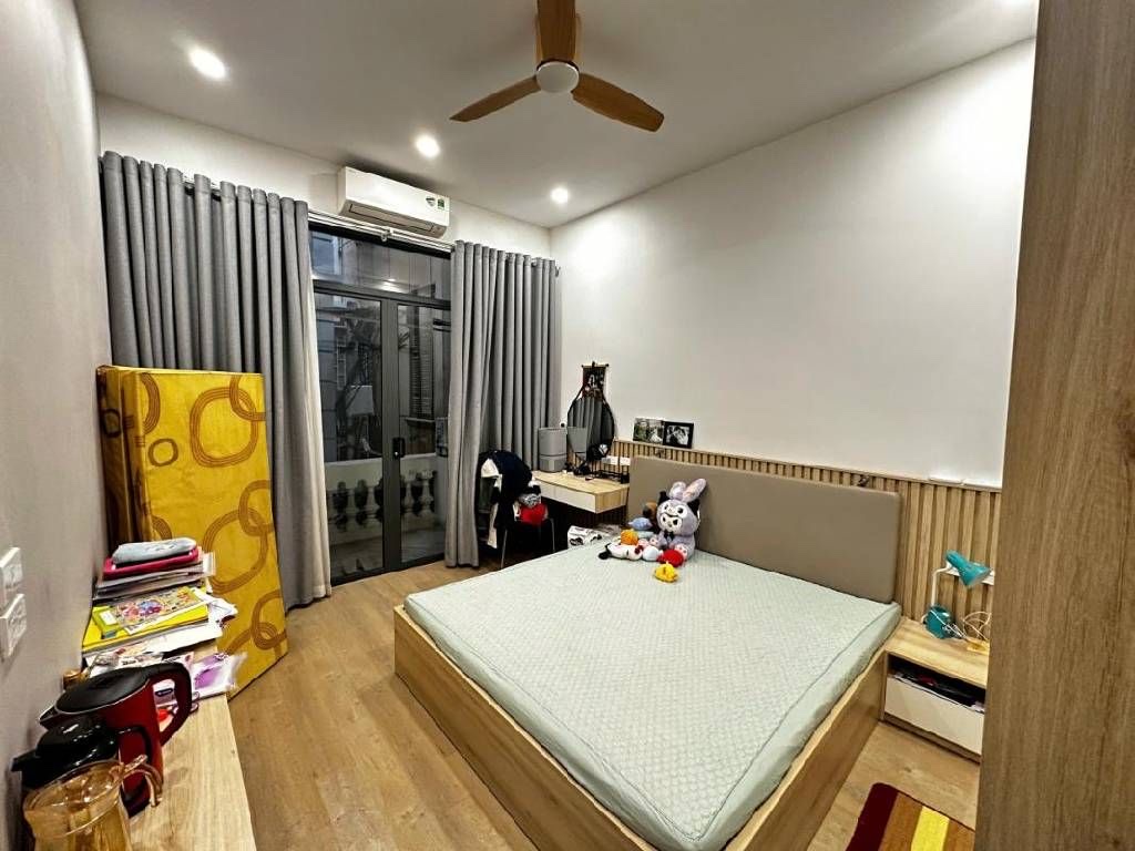 Thuỵ khuê tây hồ 42m x4 tầng 10,8 tỷ-mặt ngõ thông,kinh doanh,ô tô tránh 50m 15996000