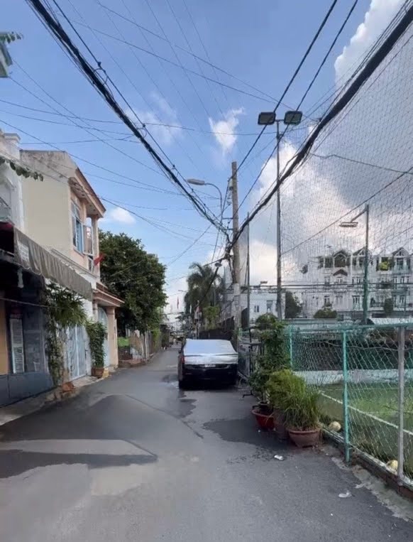 Bán nhà hẻm xe hơi Nguyễn Văn Khối,Gò Vấp,gần chợ Hạnh Thông Tây, 60m², 3 tầng,4PN, 6.5tỷT 15996010