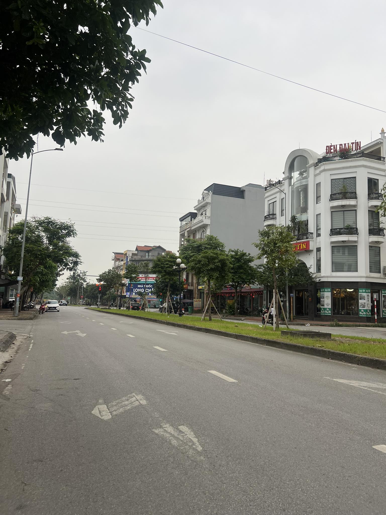 Bán lô đất gần 240m2 mặt tiền 12m đường đôi Nguyễn Văn Linh, TP Hải Dương, KD cưc tốt 15996013