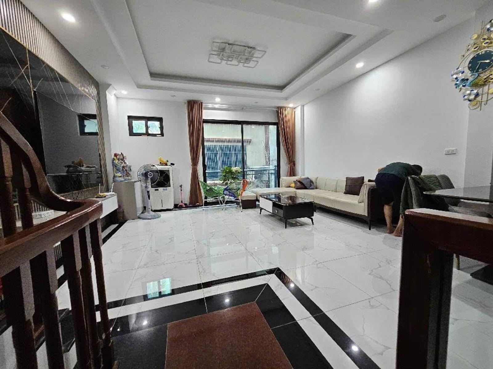 Đại Mỗ Nam Từ Liêm, 94m, 2 ô ô tránh, hàng xóm cho thuê văn phòng 15996030
