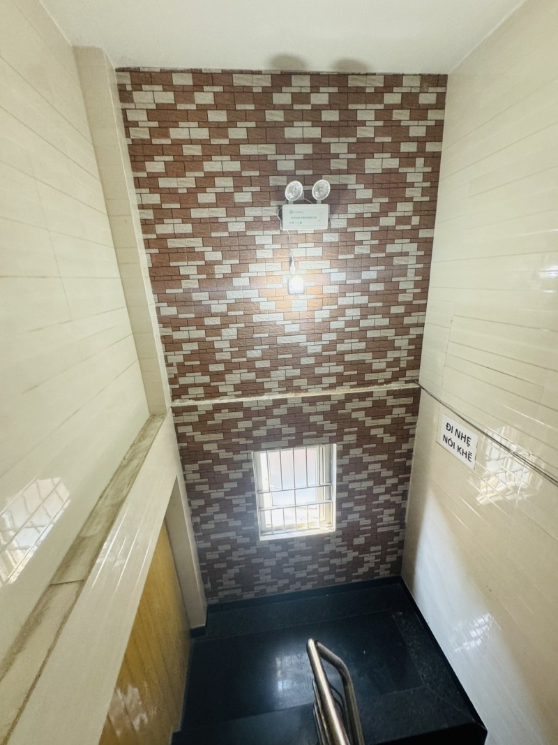 # Nhà kiệt 7m Ngũ Hành Sơn khu An Thượng, 106m2, ngang 10m, 2.5 tầng cứng, 7PN, 14.xx tỷ 15996035