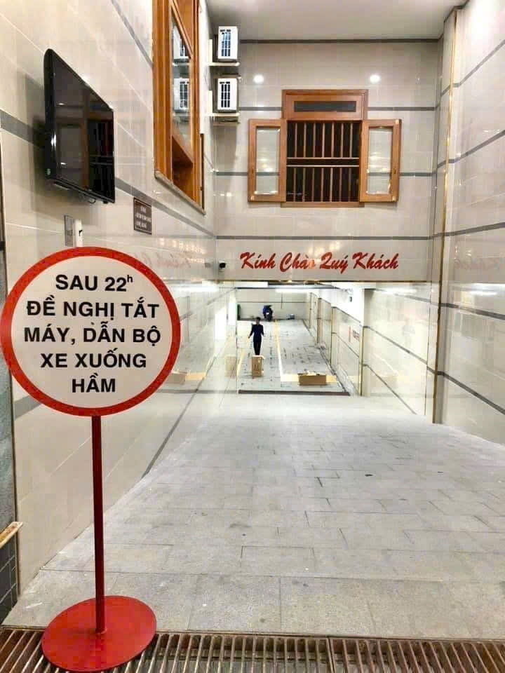 Đỉnh KD CHDV 93PN 8L+Hầm ngang 10m 600m2 MTKD ngay Âu Cơ gần ĐH Văn Hiến TN 550tr 135 tỷ. 15996054