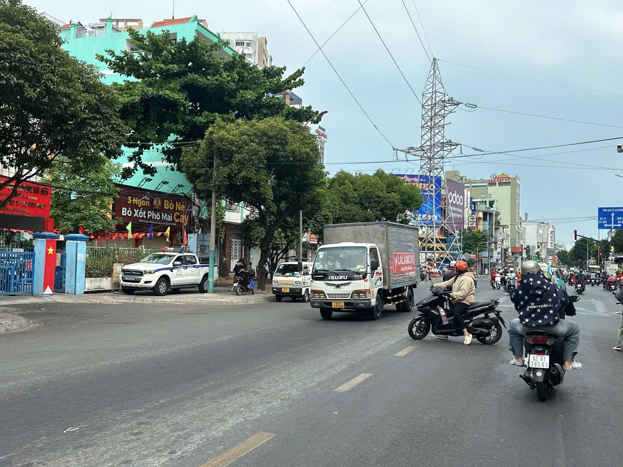 Đỉnh KD CHDV 93PN 8L+Hầm ngang 10m 600m2 MTKD ngay Âu Cơ gần ĐH Văn Hiến TN 550tr 135 tỷ. 15996054