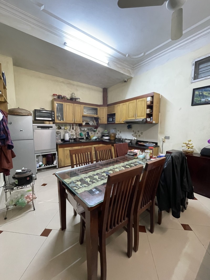 Bán nhà Ngọc Lâm,Long Biên 5 tầng,63m,mt5.9m gần phố nhỉnh 12 tỷ 15996061