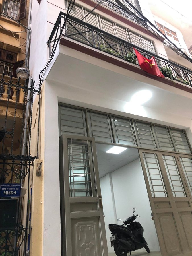 Bán Nhà Tây Sơn. Đống Đa. Ô Tô. DT 72m2. MT 5m. 4 Tầng. Giá 24 Tỷ. 15996069