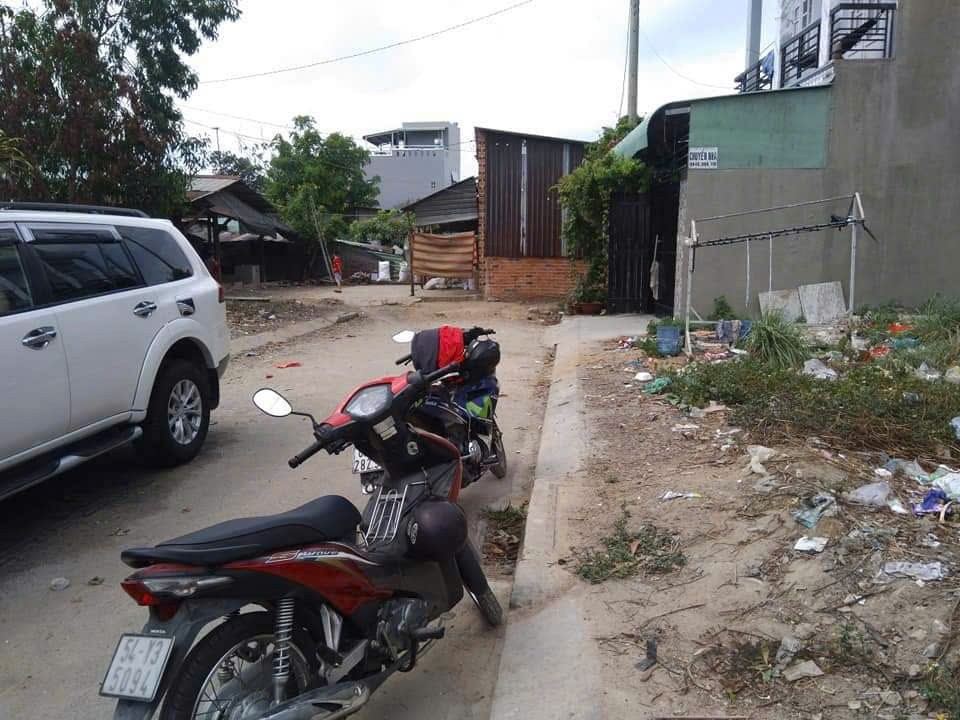 GIÁ TỐT - CHÍNH CHỦ Cần Bán Nhanh Lô Đất Mặt Tiền Đẹp Vị Trí Tại Huyện Hóc Môn, TPHCM 15996072