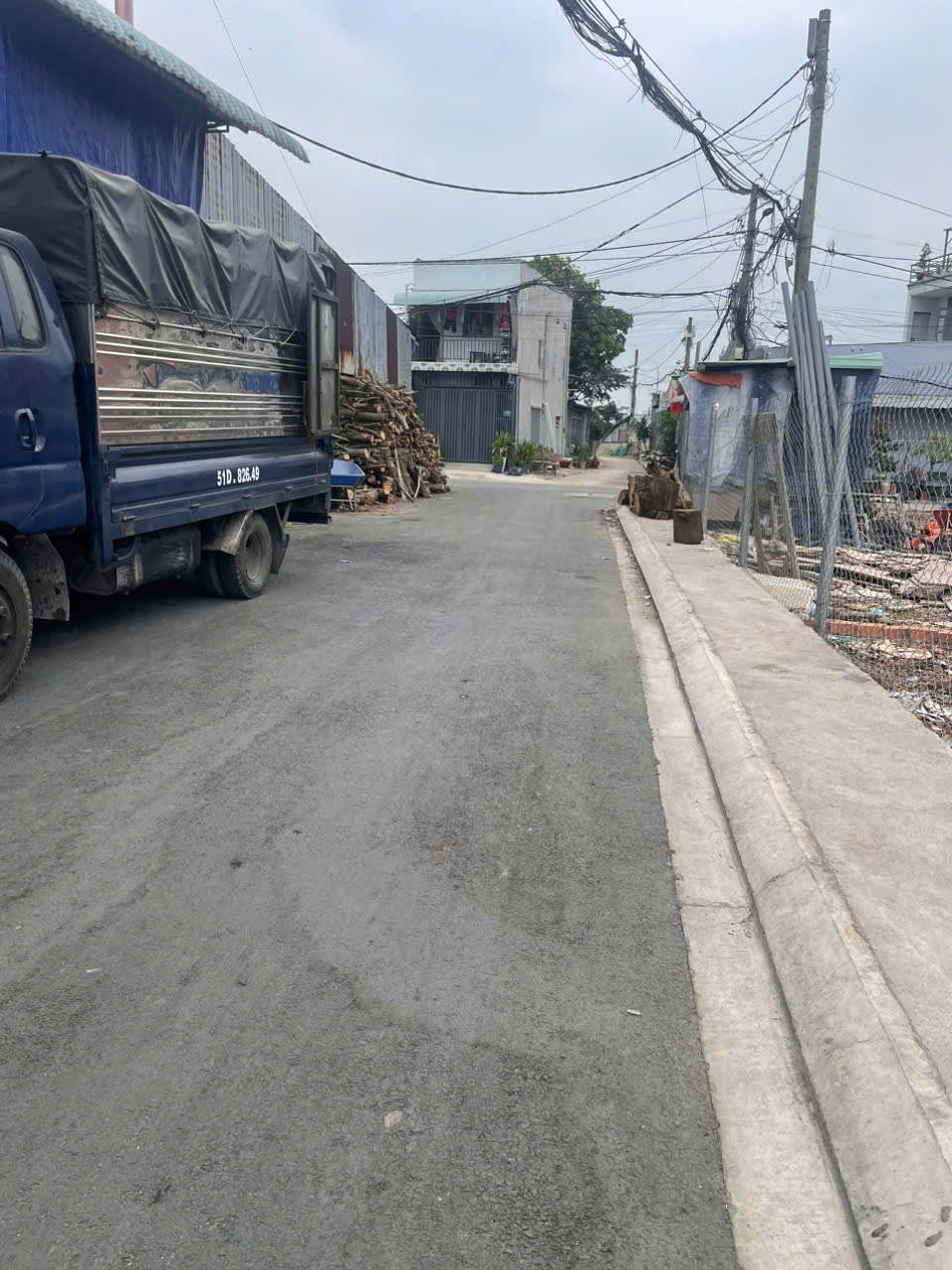 Bán đất 5x24m giá 3,75 tỷ Đường nhựa thông 6m Lê Văn Khương 15996094