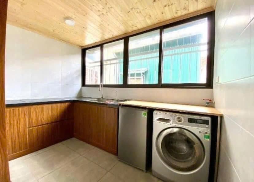 CHO THUÊ NGUYÊN CĂN THÁI HÀ, NHÀ MỚI, FULL ĐỒ, Ô TÔ ĐỖ CỬA, 52M 4T, 20TR 0903258273 15996100