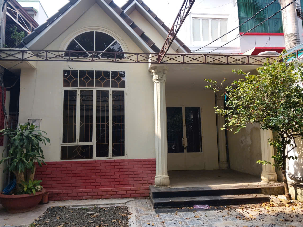 BÁN ĐẤT THỔ CƯ TRUNG TÂM TP. BUÔN MA THUỘT – MẶT TIỀN ĐƯỜNG HOÀNG DIỆU – CÓ SẴN NHÀ 1 TRỆT 1 LẦU 15996149