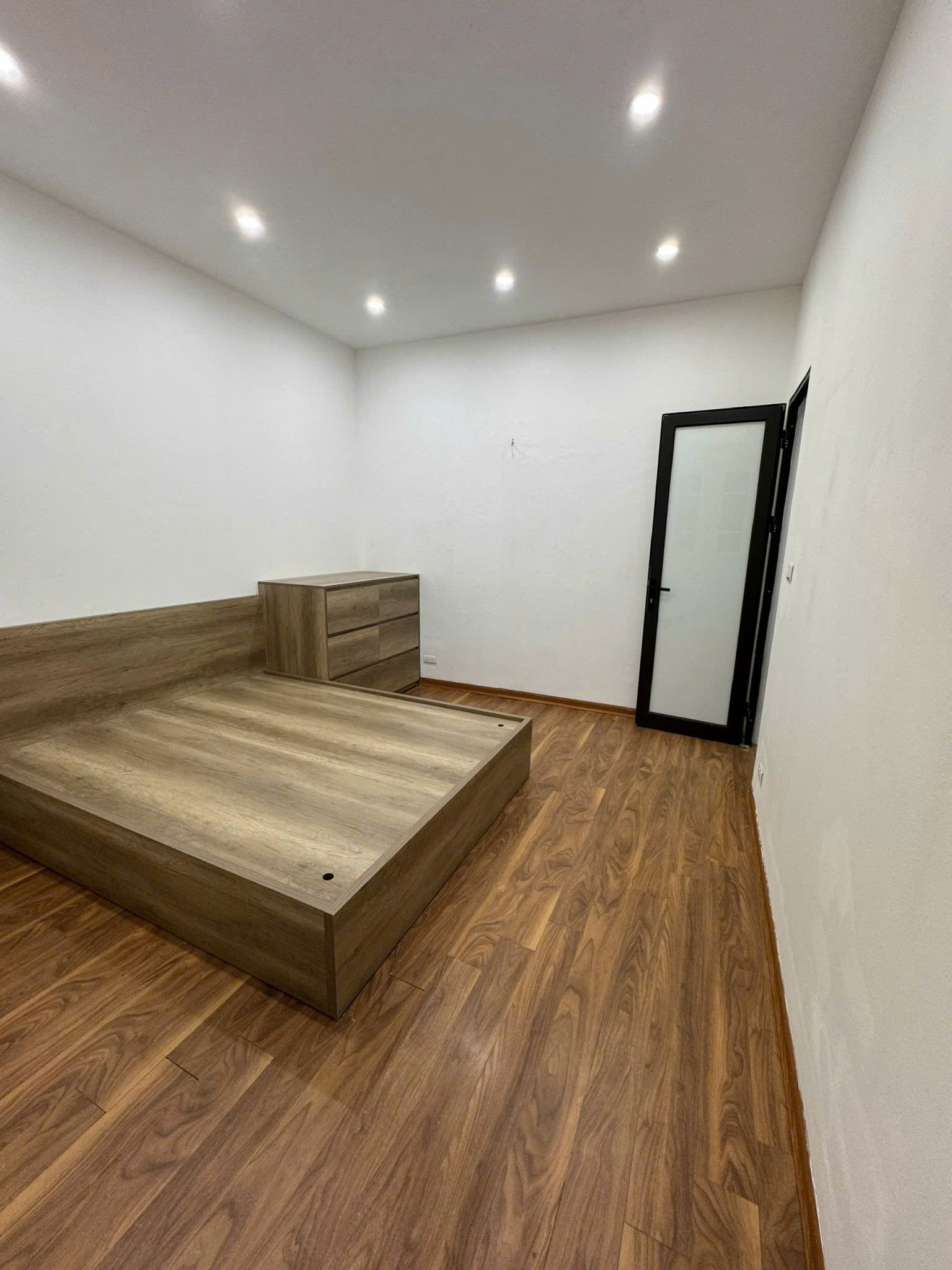 Nhà Ba ĐÌnh, Giá giật mình, nhỉnh 8 tỷ có nhà 35m x 4 tầng 15996187