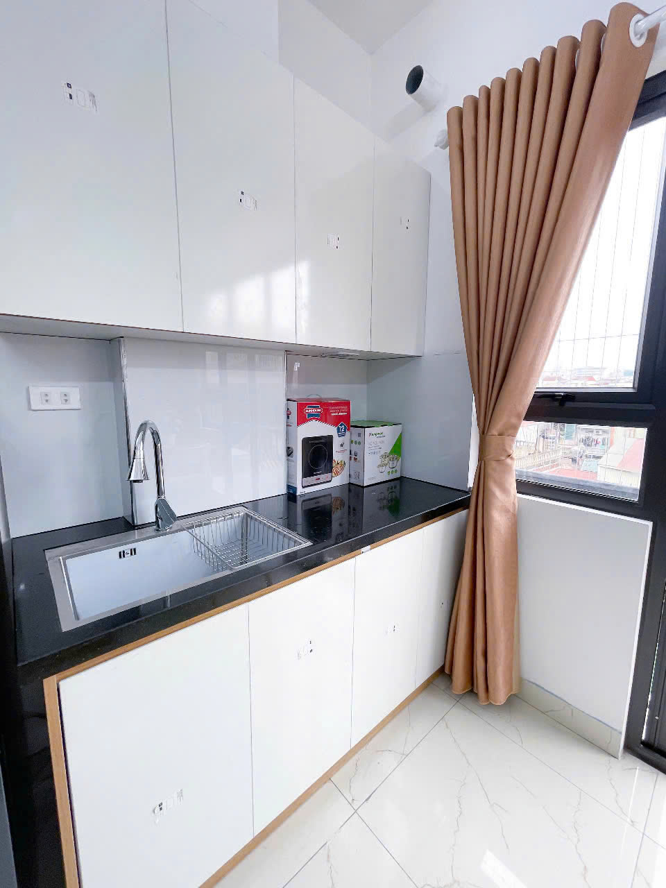 CHÍNH CHỦ CHO THUÊ CCMN CÒN DUY NHẤT 1 PHÒNG FULL ĐỒ TẠI NGỌC HỒI , HÀ NỘI 15996289