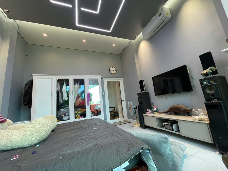 Bán nhà đường số 24, Hiệp Bình Chánh, Thủ Đức, TP HCM. DT 145m2, 2 tầng. Giá  9.45 tỷ, SH - 15996307