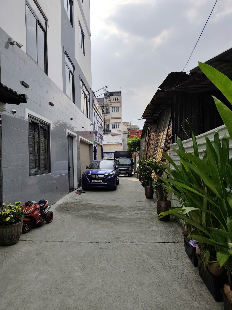 BÁN 2 LÔ ĐẤT HẺM XE HƠI 34 QUỐC LỘ 13 CŨ - HIỆP BÌNH PHƯỚC - TP THỦ ĐỨC 15996336