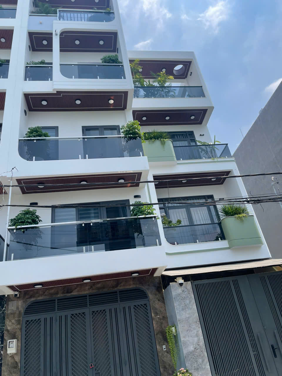 NHÀ MỚI KENG MT ĐÔNG THẠNH 7-3 – FULL NỘI THẤT, XE HƠI TỚI CỬA – CHỈ 5.8 TỶ 15996426