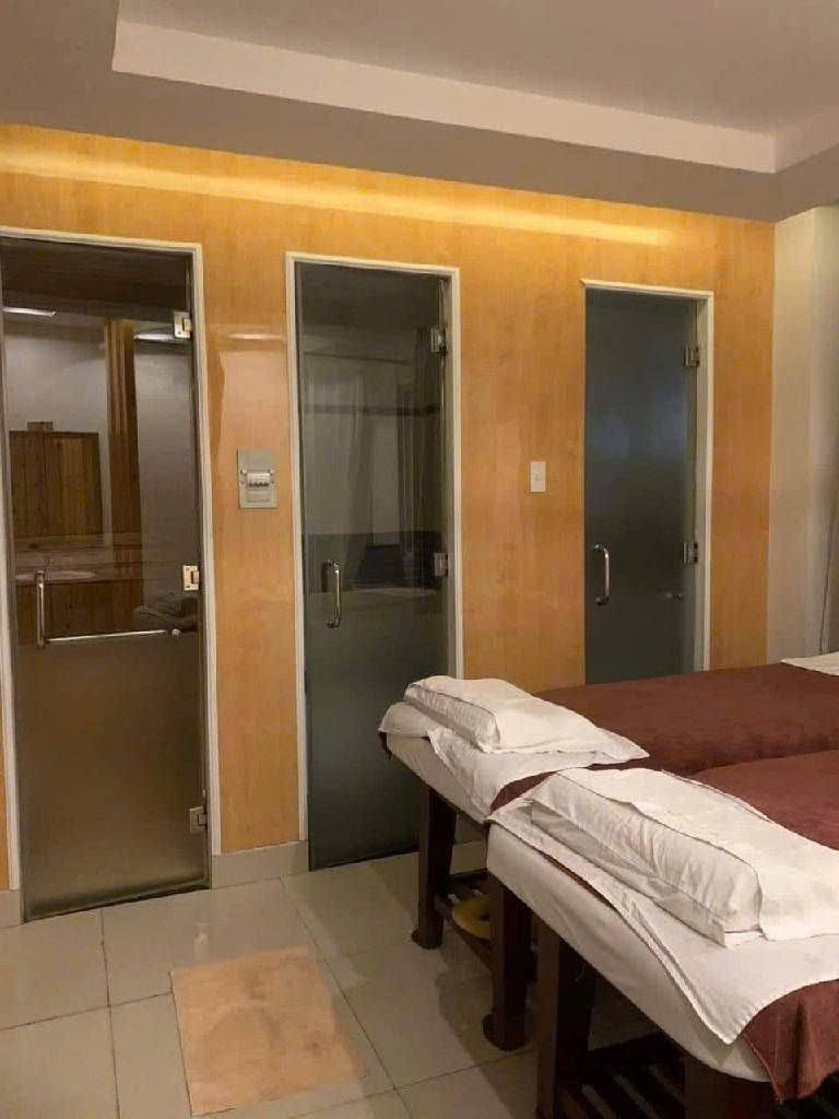 Quận 7, Cần Bán Khách Sạn 3 Sao, 8 Tầng, Chỉ Hơn 40 Tỷ, Tại Khu Dân Cư Tân Quy, Mới 15996433