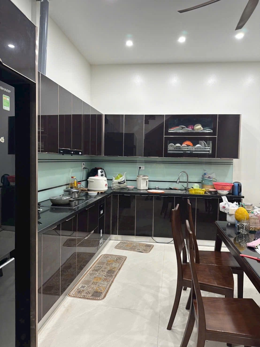 Bán căn nhà 3 tầng lô góc giáp KDC Ngọc Châu, Đông Triều, TP HD, 64.75m2, 3 ngủ, 3vs, 4.1x tỷ 15996436