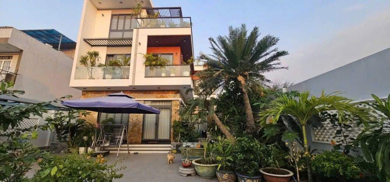 BIỆT THỰ VƯỜN NGANG 13M XUÂN THỚI THƯỢNG – FULL THỔ CƯ – GIÁ CHỈ 9 TỶ 15996494