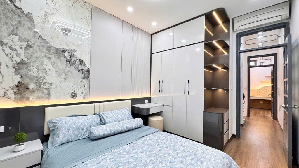 BÁN GẤP NHÀ ĐẸP NGỌC KHÁNH  PHỐ VIP BA ĐÌNH FULL NỘI THẤT 36M X 4 TẦNG 9,5 TỶ 
 15996509