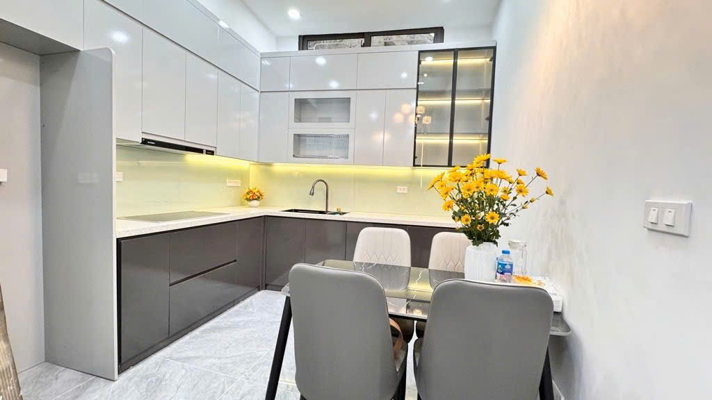 BÁN GẤP NHÀ ĐẸP NGỌC KHÁNH  PHỐ VIP BA ĐÌNH FULL NỘI THẤT 36M X 4 TẦNG 9,5 TỶ 
 15996509