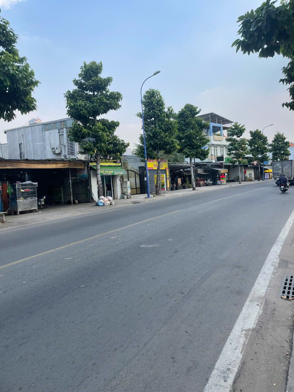 Bán nhà mặt tiền 24x78m giá 115 tỷ Đường Lê Thị Hà 15996540