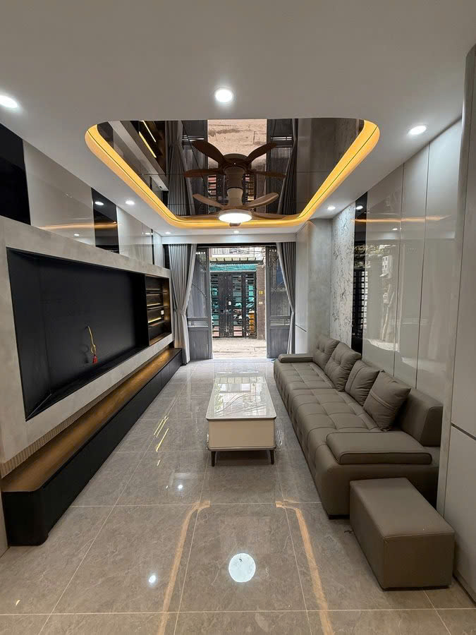 Bán CHDV Quan Nhân gần ôtô, 38m2-5T, full nội thất mới xịn xò cực đẹp, giá 11 tỷ 15996562