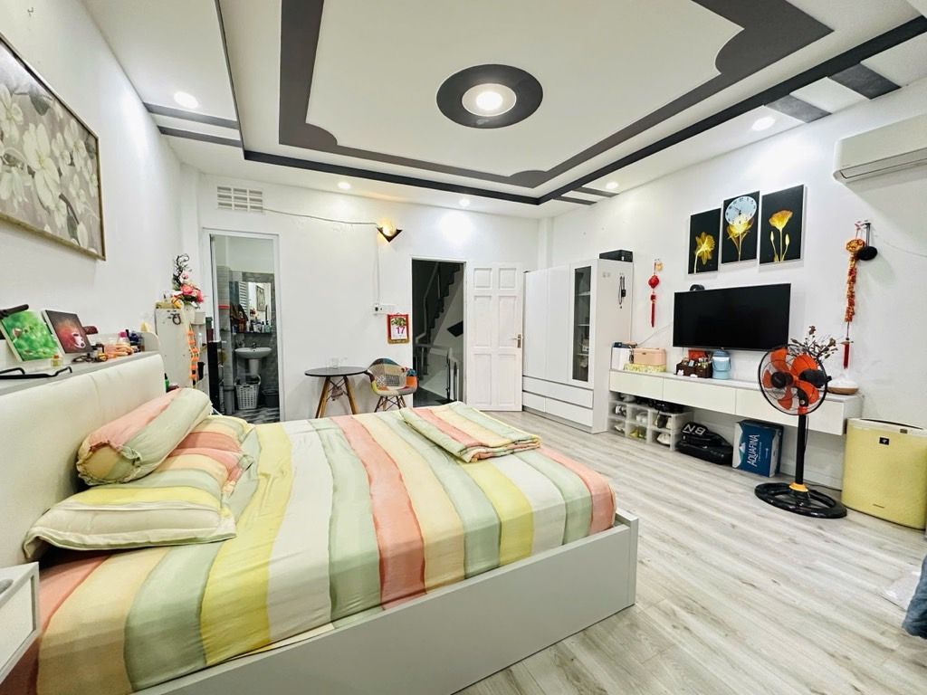 Nhà đẹp 5 tầng Trương Đình Hội 5x16 Tặng nội thất 3 tỷ  - 0931172218 15996565