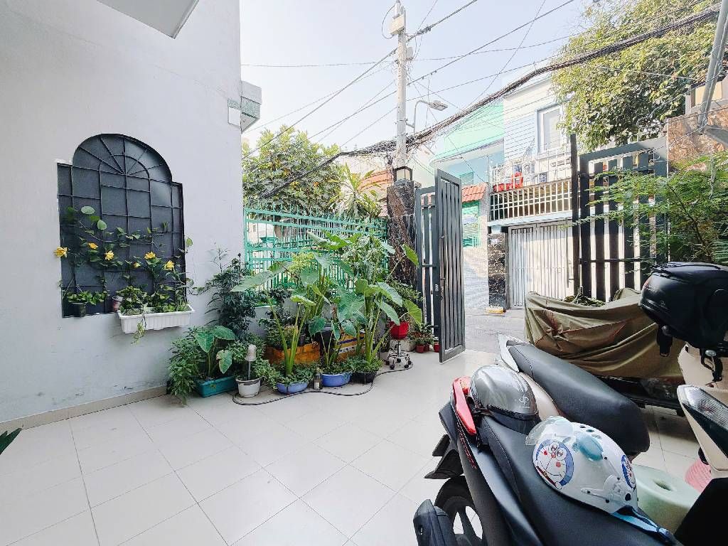 Bán nhà Âu Dương Lân 4 tầng nở hậu 117m2 xe hơi ngủ - 0931172218 15996567