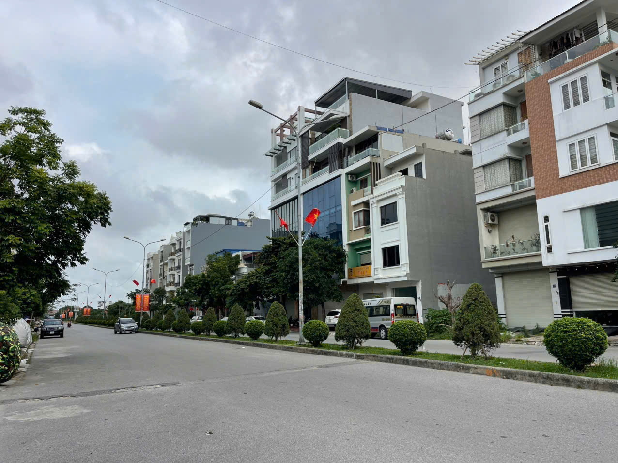 CHUYỂN NHƯỢNG ĐẤT MẶT ĐƯỜNG ĐÔI LÊ HỒNG PHONG – LÔ 27 – VỈA HÈ 5M – GIÁ 7,68 TỶ 15996577