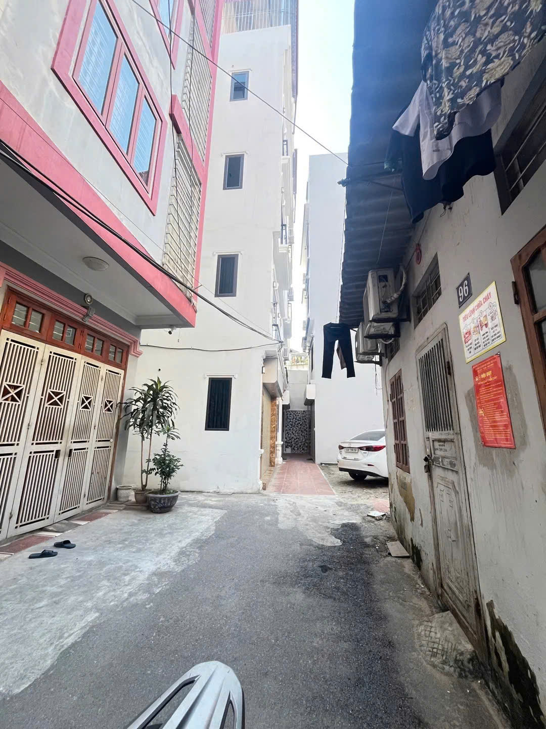 NHÀ MỚI KÍNH COONG - LÔ GÓC - PHÂN LÔ- Ô TÔ ĐỖ CỬA - THANG MÁY - HÀNG XÓM PARK CITY. 15996580