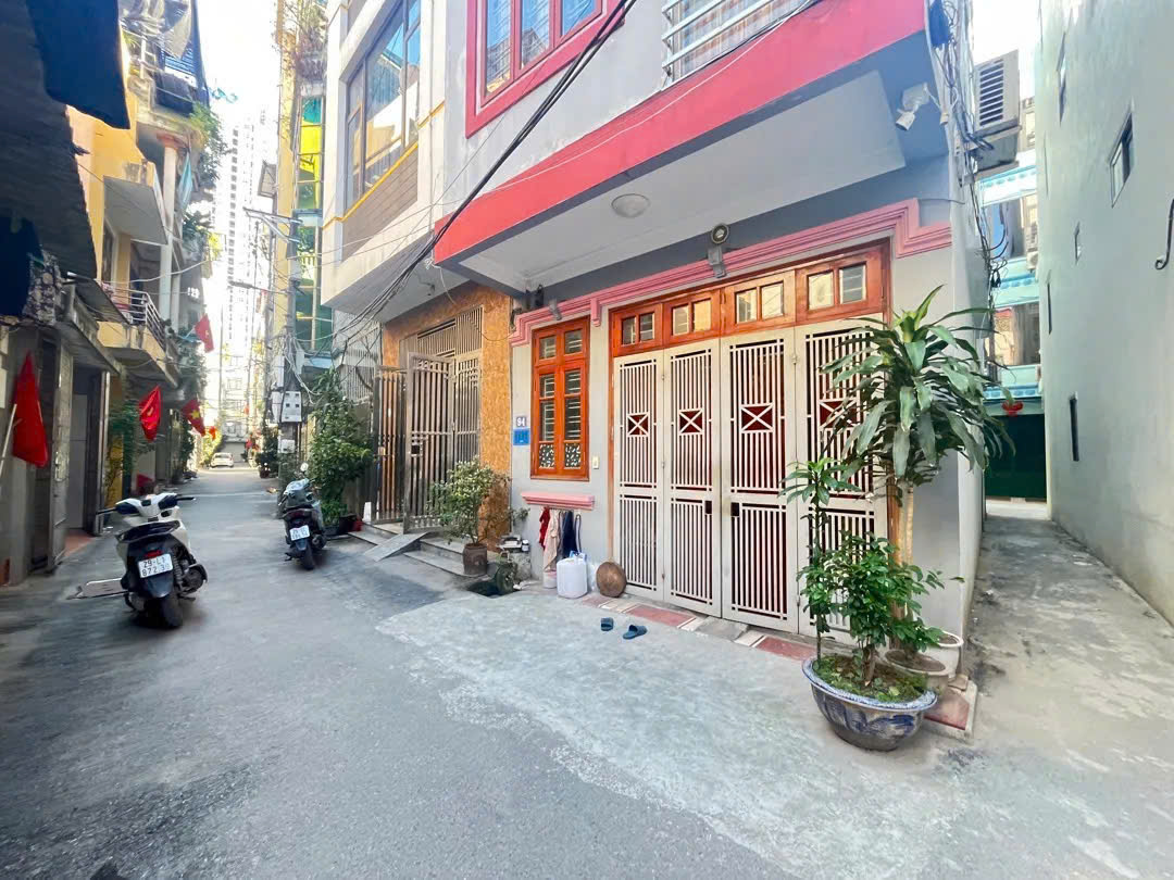 NHÀ MỚI KÍNH COONG - LÔ GÓC - PHÂN LÔ- Ô TÔ ĐỖ CỬA - THANG MÁY - HÀNG XÓM PARK CITY. 15996580