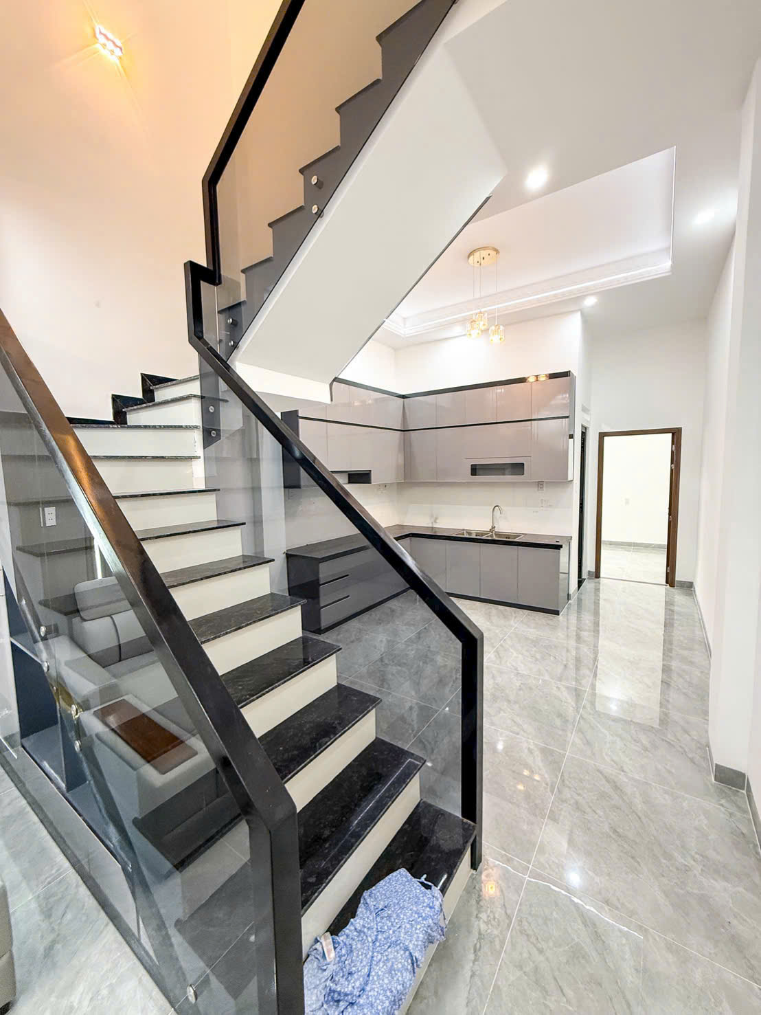 📣📣 Bán nhà 1 Trệt 1 Lầu SHR thổ cư 67m2 đường ô tô chỉ 3,150 tỉ 15996587