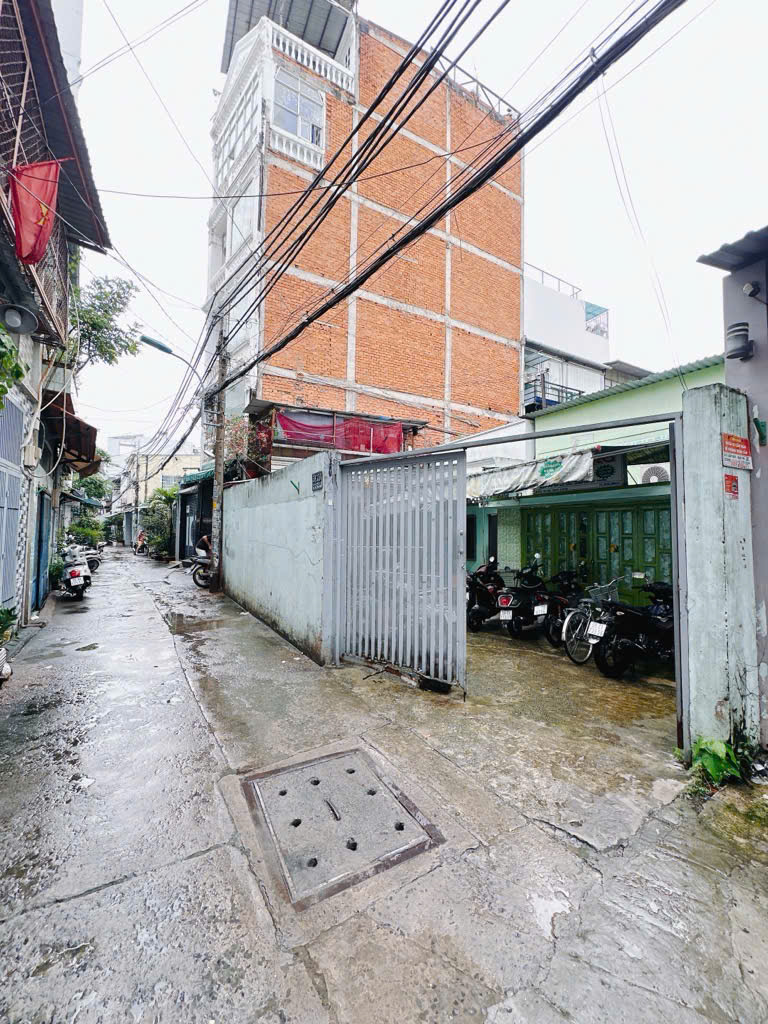 HIẾM NGANG LỚN 10.7M*27.9M- BÁN NHÀ C4 MẶT TIỀN HXH Đ.TÔN THẤT THUYẾT, QUẬN 4(P.XÓM CHIẾU)- CHỦ 1 15996592