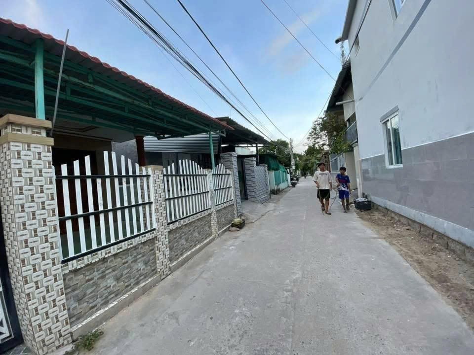 HOT HOT HOT – CẦN BÁN GẤP CĂN NHÀ ĐẸP TẠI Phước Minh – Huyện Thuận Nam – Tỉnh Ninh Thuận 15996637