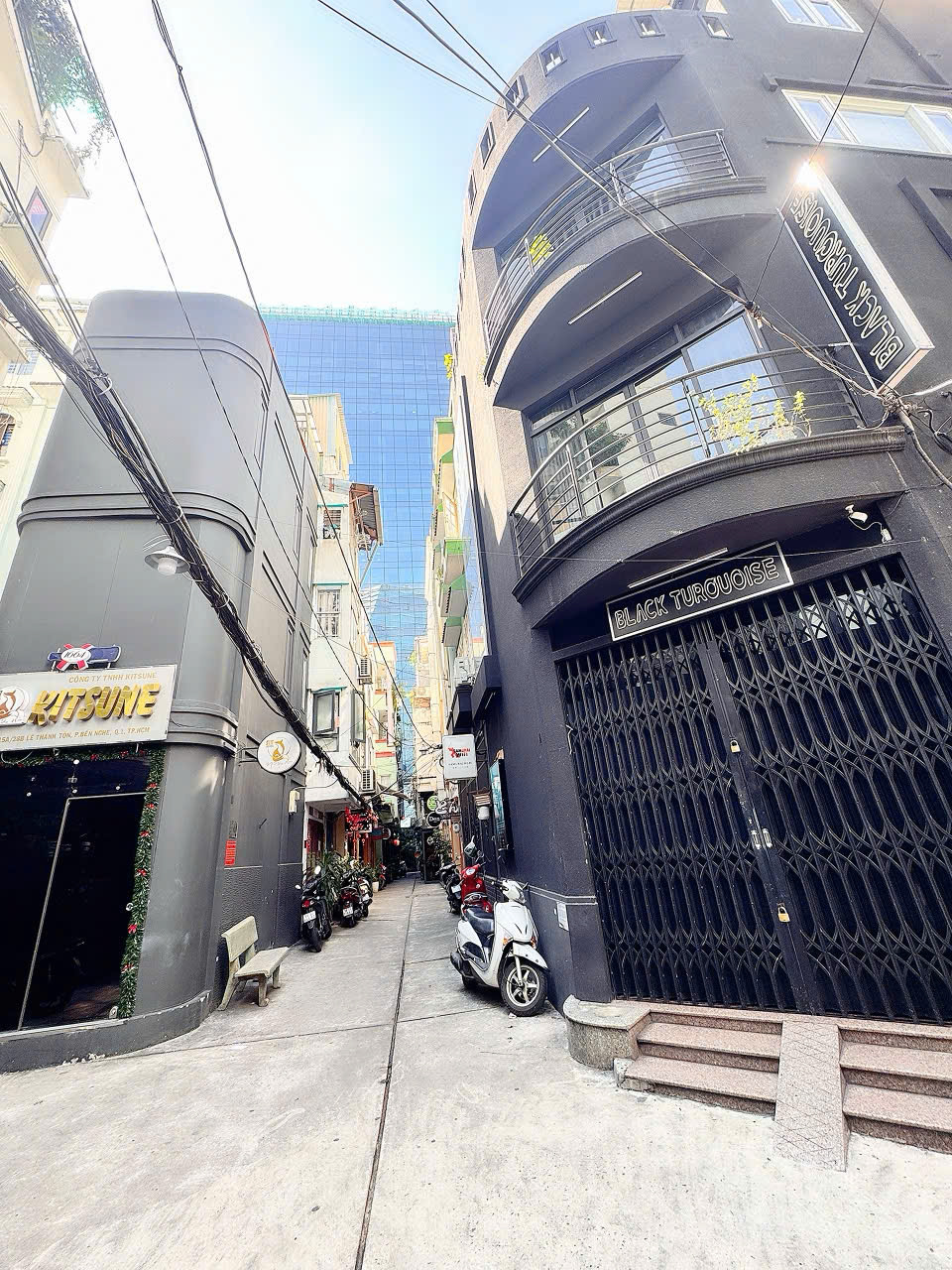 BÁN NHÀ 4 TẦNG HXH Đ.LÊ THÁNH TÔN, BẾN NGHÉ, QUẬN 1 - DT 42M2 - HDT 30TR/TH - KHU PHỐ NHẬT NỔI 15996659