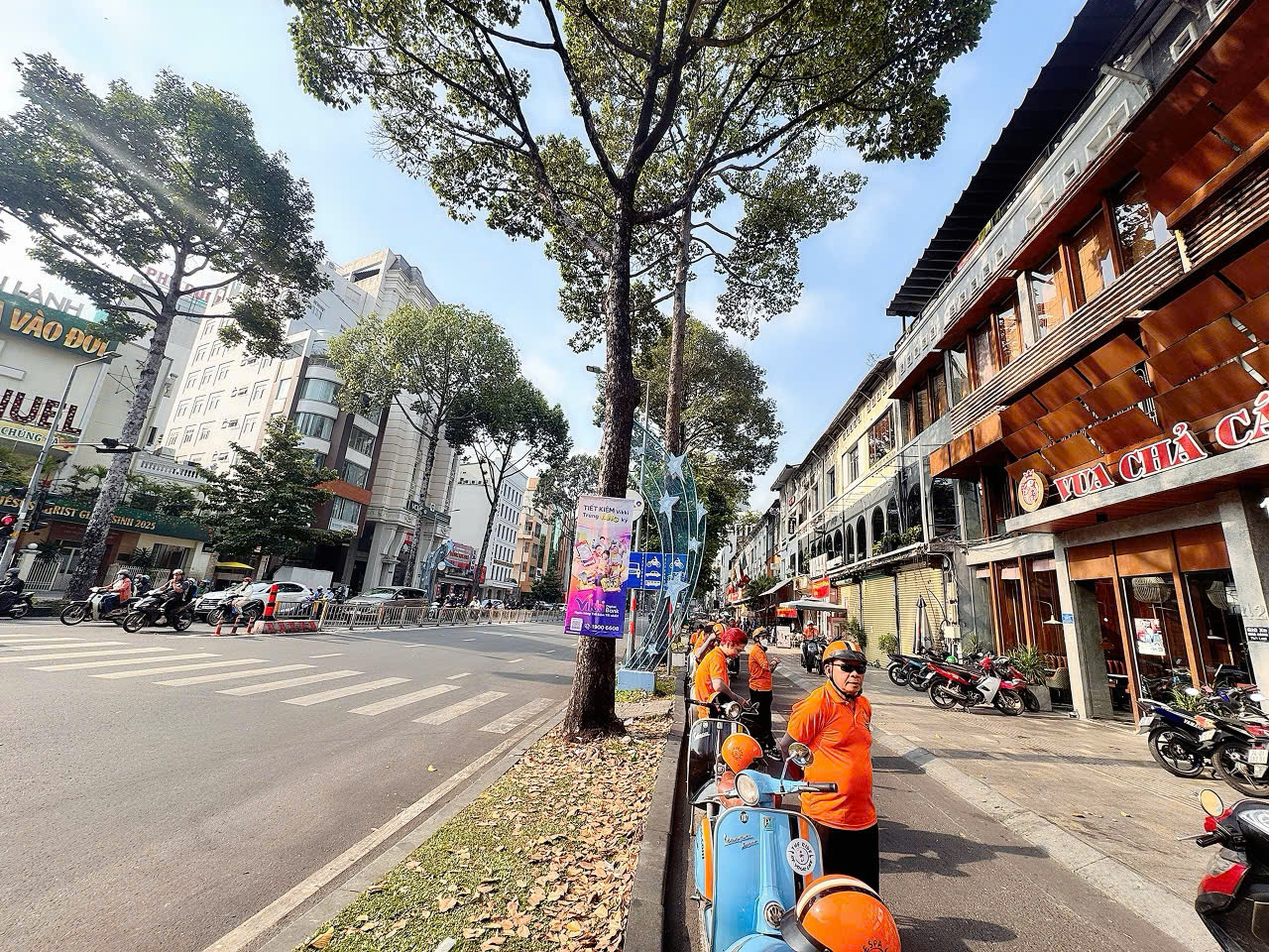 VỊ TRÍ SIÊU VIP - BÁN NHÀ MTKD Đ.TRẦN HƯNG ĐẠO, QUẬN 1 - DT 4M*20M VUÔNG ĐẸP - HDT ĐỀU 50TR/TH - 15996690