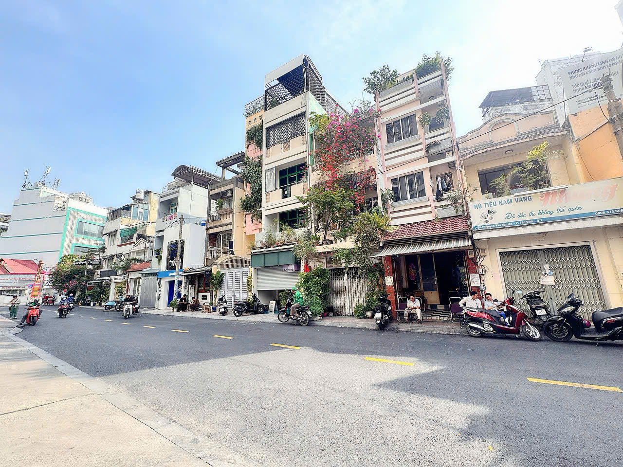 DUY NHẤT NHÀ BÁN - 4 TẦNG CÓ THANG MÁY - MẶT TIỀN KD Đ.NGUYỄN VĂN NGUYỄN, TÂN ĐỊNH, QUẬN 1 - DT 15996702