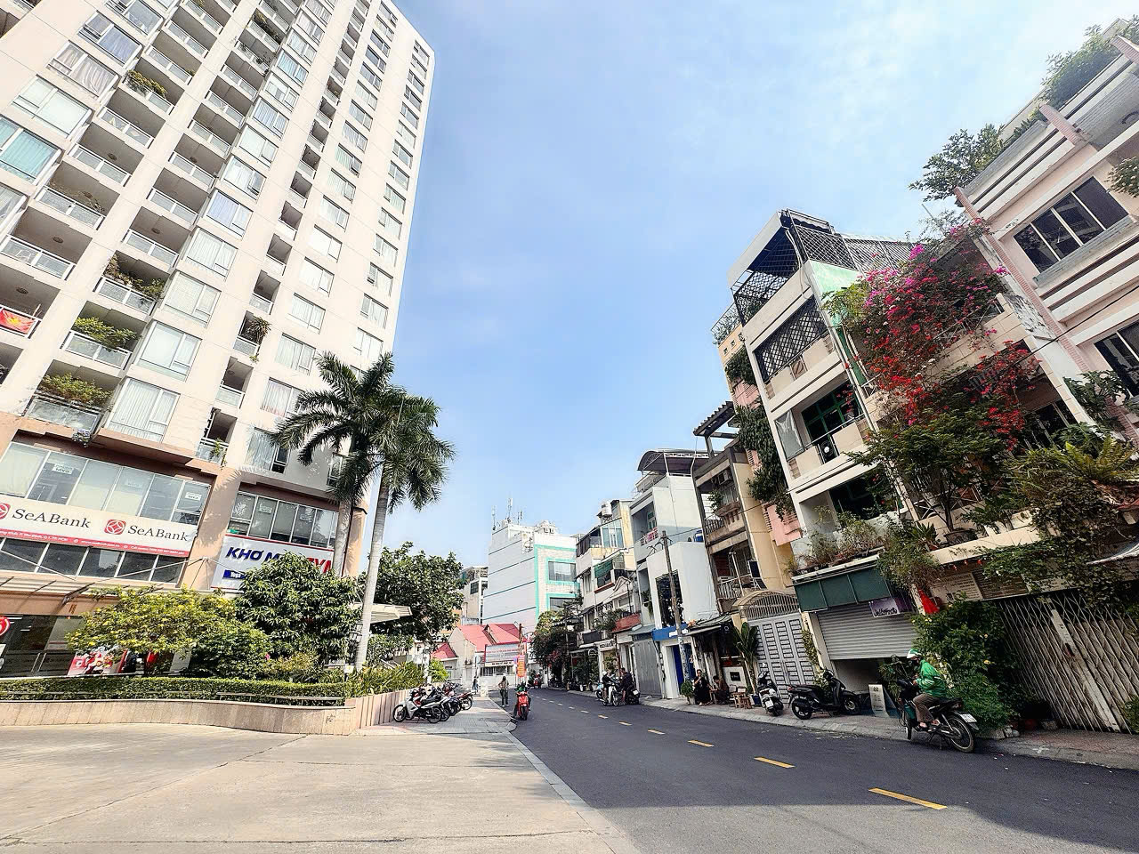 DUY NHẤT NHÀ BÁN - 4 TẦNG CÓ THANG MÁY - MẶT TIỀN KD Đ.NGUYỄN VĂN NGUYỄN, TÂN ĐỊNH, QUẬN 1 - DT 15996702